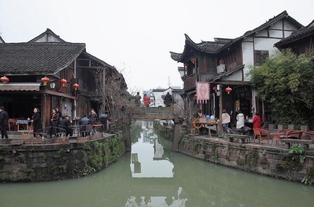 最新!青岛地铁各线路今日延长运营服务时间1小时